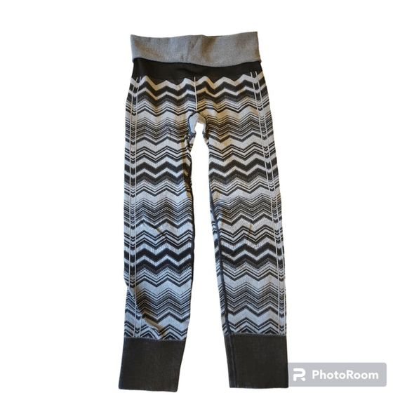 Lululemon Ebb To Street Pant Size 6 VGUC - Picture 4 of 12